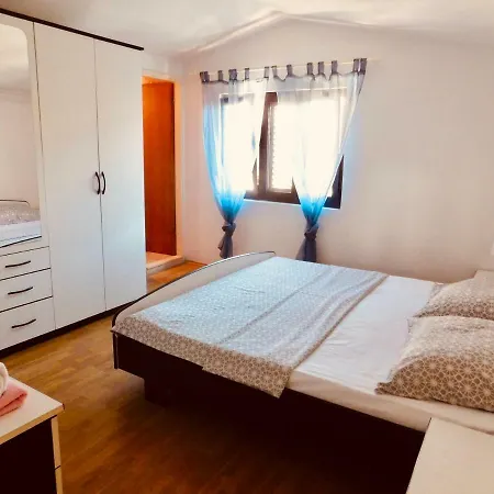 Julija Brna Apartmán *