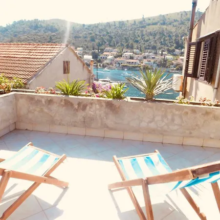 Julija Brna Apartmán Smokvica (Korcula)